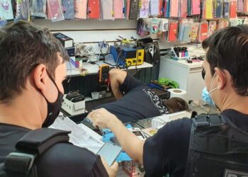 Polícia Civil faz operação contra venda de celulares roubados na Rodoviária do Plano Piloto, no DF