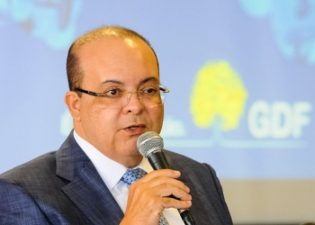 Ibaneis anuncia vacinação contra Covid para pessoas com 25 anos ou mais