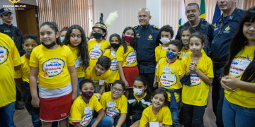 Escola pública “Gestão Compartilhada” visita PMDF