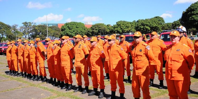 Bombeiros do DF serão enviados para missão de busca e resgate de veículo e vítima em Minas Gerais