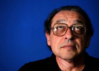 ruy-castro-e-o-grande-vencedor-do-premio-jabuti-2025.-veja-a-lista