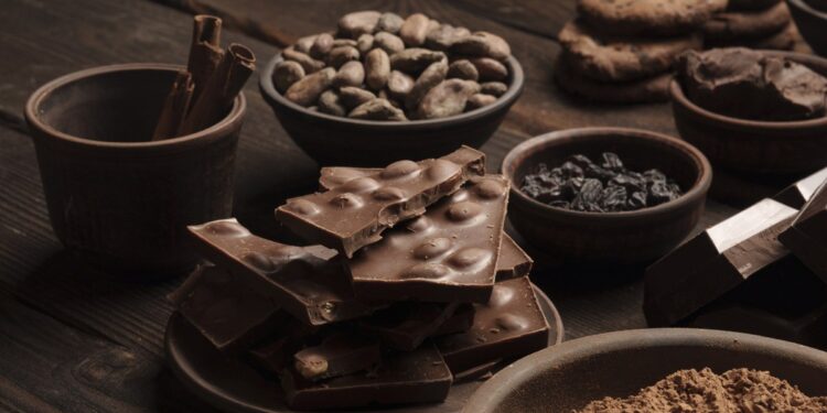 muito-tempo-sentado?-substancia-do-chocolate-pode-proteger-as-arterias