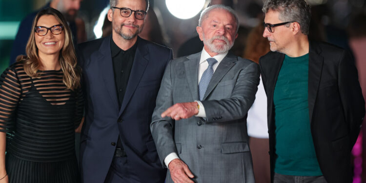 pl-do-streaming:-setor-audiovisual-cobra-lula-por-regulacao-imediata