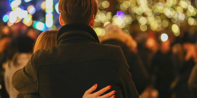 small-town-romance:-por-que-os-brasileiros-estao-apaixonados-no-genero
