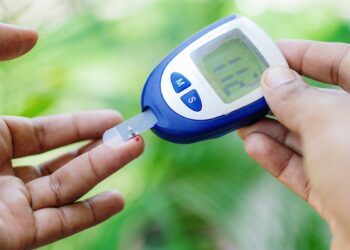 diabetes:-saiba-quais-sao-os-sintomas-do-acumulo-de-acucar-no-sangue