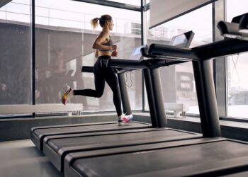 correr-na-esteira-ou-na-rua?-entenda-as-vantagens-e-os-prejuizos