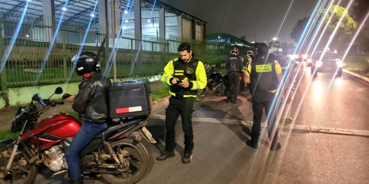 detran-df-flagra-17-motociclistas-nao-habilitados-e-um-alcoolizado-na-ceilandia