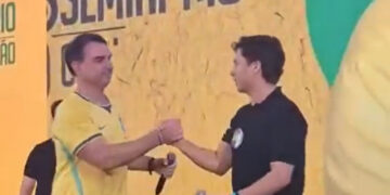 ao-lado-de-flavio-em-evento,-nikolas-prega-“foco”-em-derrotar-lula