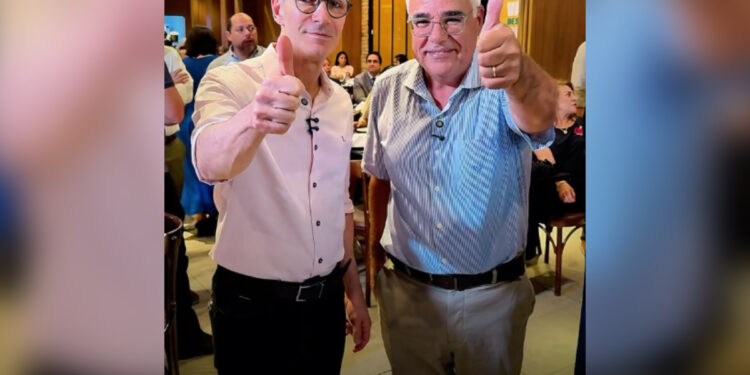 ao-lado-de-zema,-girao-oficializa-pre-candidatura-ao-governo-do-ceara
