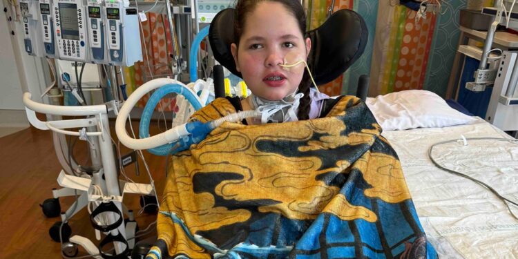 menina-de-13-anos-tem-3-membros-amputados-apos-complicacoes-da-gripe