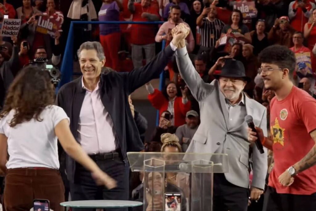 com-lula,-pt-oficializa-candidatura-de-haddad-ao-governo-de-sp
