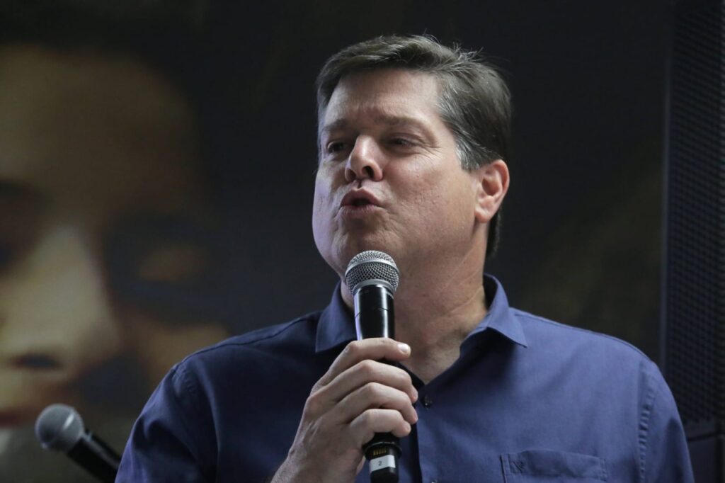 mdb-oficializa-neutralidade-na-disputa-ao-planalto-e-libera-diretorios