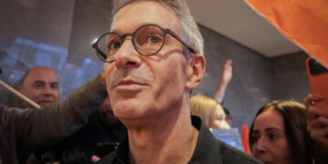 em-convencao,-zema-diz-que-“aberracoes”-acontecem-no-stf