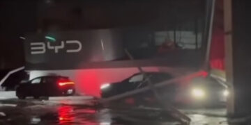 temporal-com-ventos-de-ate-83-km/h-destelha-mais-de-mil-casas-no-rs