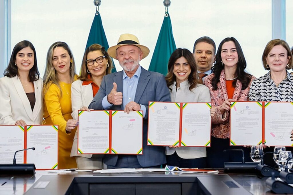 mulher-segura:-lula-cria-programa-que-rastreia-agressor-e-vitima