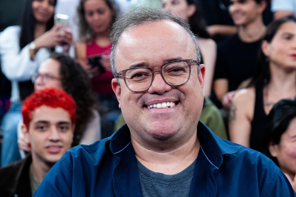 everaldo-marques-critica-padrao-fifa-na-copa:-“risco-de-dar-problema”