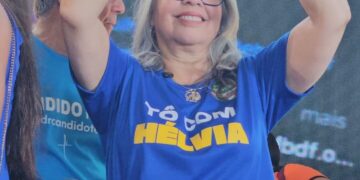 convencao-do-mdb-df-oficializa-candidatura-de-helvia-paranagua-a-deputada-federal