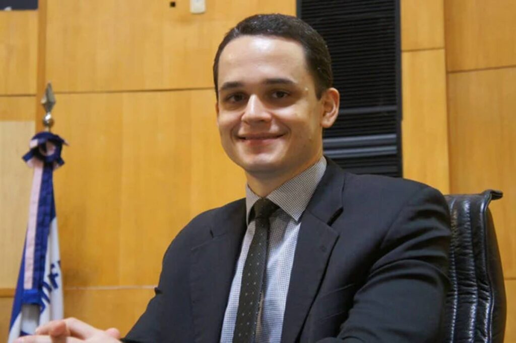 republicanos-lanca-lorenzo-pazolini-ao-governo-do-espirito-santo