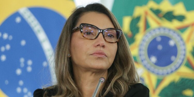 janja-cita-morte-de-menina-e-pede-derrubada-do-discord:-rede-horrorosa