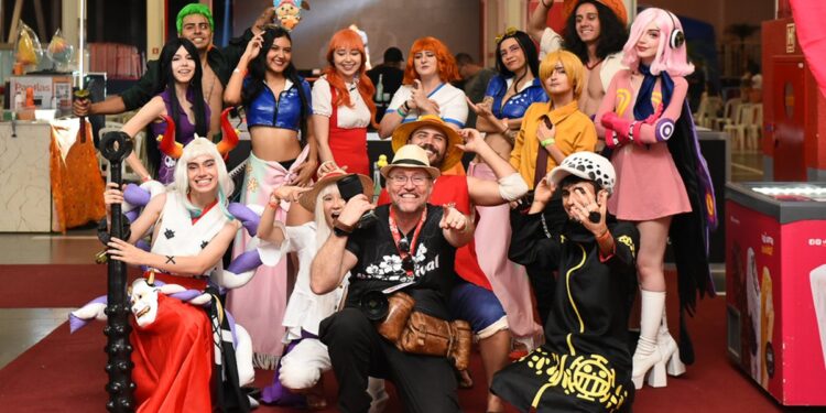 fotografo-rainer-faulstich-leva-studio-cosplay-ao-metropoles-game-festival