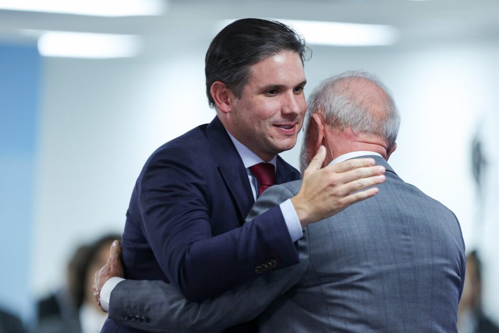 motta-frustra-governo-e-diz-que-so-votara-pautas-“consensuais”-nesta-semana