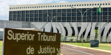 presidente-do-stj-procura-alcolumbre-por-projeto-que-atualiza-despesas