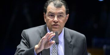 mdb-fecha-apoio-a-pec-e-pressiona-alcolumbre-a-despachar-6×1