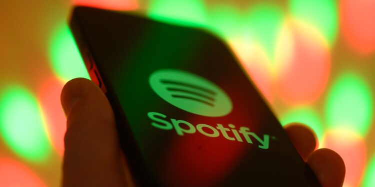 como-vai-funcionar-alerta-do-spotify-sobre-artistas-criados-com-ia
