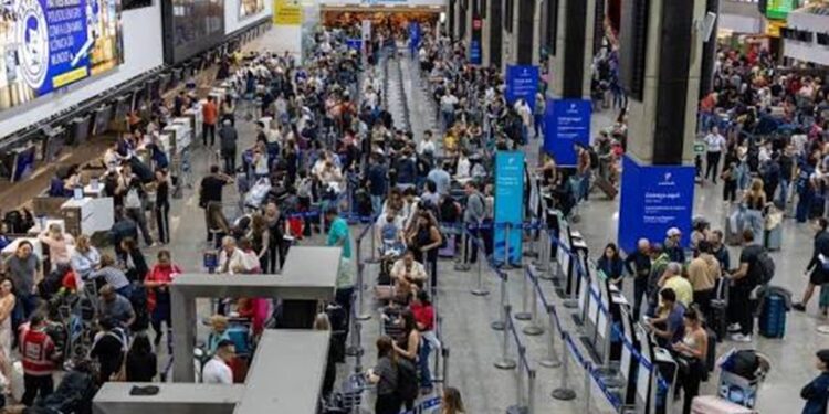 familia-recebera-r$-20-mil-de-indenizacao-por-atraso-de-14h-em-voo