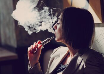 vanilina-de-cigarro-eletronico-pode-alterar-celulas-tronco-de-embrioes