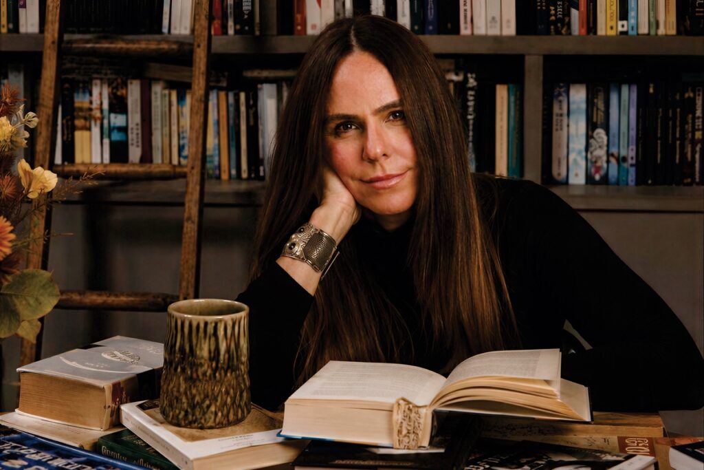 teresa-lampreia-reflete-sobre-impacto-social-do-entretenimento-em-novo-livro