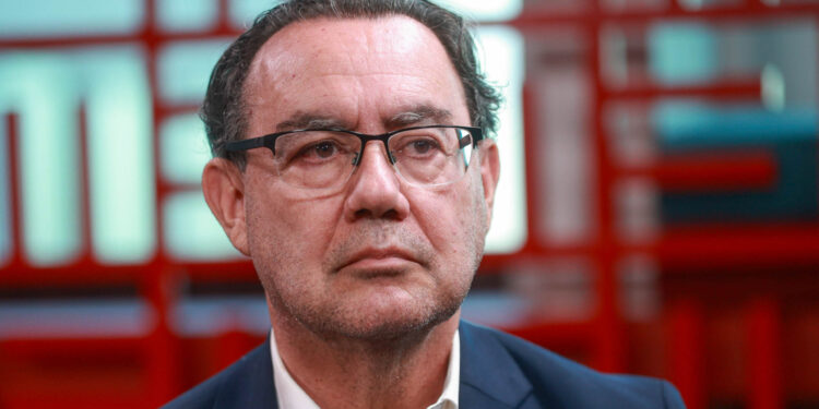 mandato-de-8-anos-e-magistrados-de-carreira:-cury-defende-reforma-no-stf