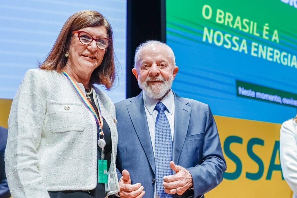 petrobras-confirma-descoberta-de-petroleo-na-foz-do-amazonas