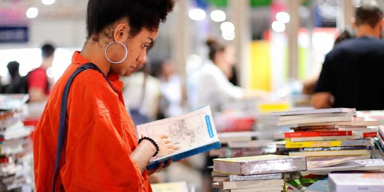 bienal-do-livro-volta-para-brasilia-apos-4-anos:-veja-a-programacao
