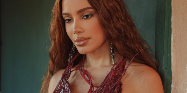 anitta-e-indicada-ao-vma-2026-por-musica-com-shakira:-veja-a-lista