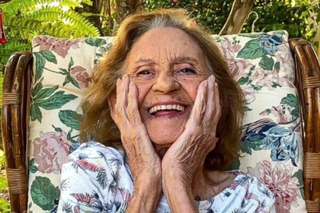 globo-tira-sessao-da-tarde-do-ar-apos-morte-de-laura-cardoso;-entenda