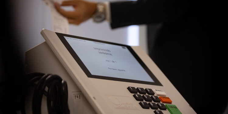 datafolha:-50%-veem-chance-de-interferencia-estrangeira-nas-eleicoes