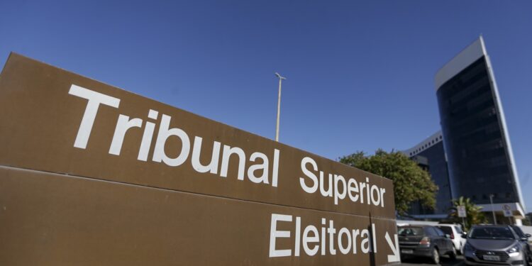 campanha-de-lula-pede-ao-tse-inelegibilidade-de-flavio-por-abuso-economico