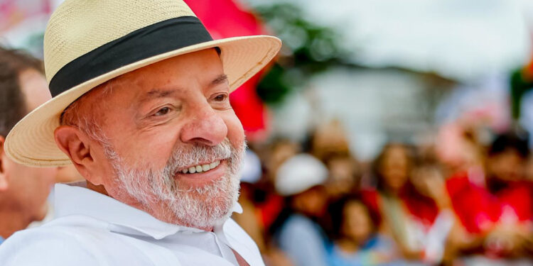 lula-reserva-domingo-para-gravar-videos-de-campanha-no-qg-do-lago-sul