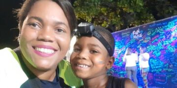 mirtes,-mae-do-menino-miguel,-se-forma-em-direito-e-faz-homenagem-ao-filho