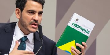 agu-diz-que-nao-tinha-competencia-para-atender-pedidos-da-pf-sobre-mendonca
