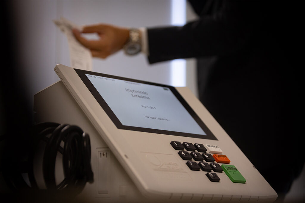 eleicoes-2026:-tse-libera-consulta-ao-local-de-votacao.-saiba-como-fazer