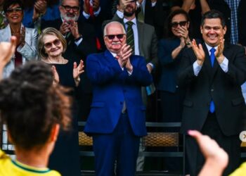 alcolumbre-prega-uniao-enquanto-e-pressionado-por-impeachment-de-moraes