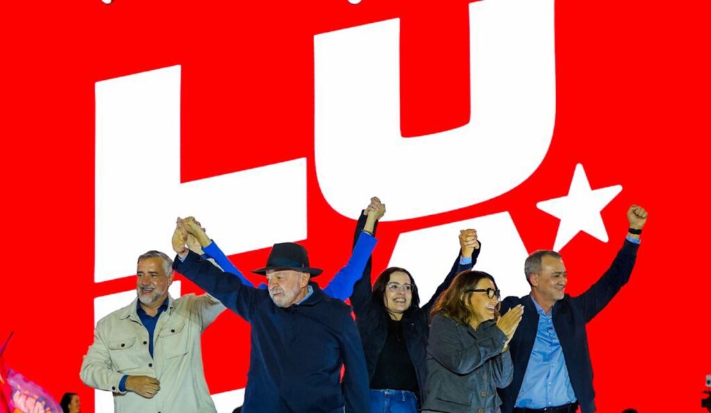 lula-diz-que-governo-bolsonaro-“criou”-vorcaro:-“bandido-virou-banqueiro”