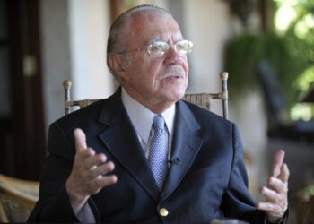 jose-sarney-e-internado-em-sao-luis-com-pneumonia