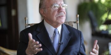 jose-sarney-e-internado-em-sao-luis-com-pneumonia