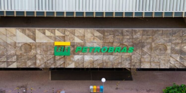 petrobras-aprova-adesao-a-nova-subvencao-de-r$-1-por-litro-de-diesel