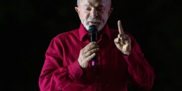 tse-manda-tirar-do-ar-video-de-lula-sobre-o-caso-master-gravado-no-alvorada