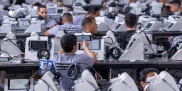 tre-df-comeca-carga-e-lacracao-das-urnas-que-serao-usadas-nas-eleicoes