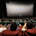 homem-lanca-spray-de-pimenta-em-outro-que-usava-celular-no-cinema-e-e-preso